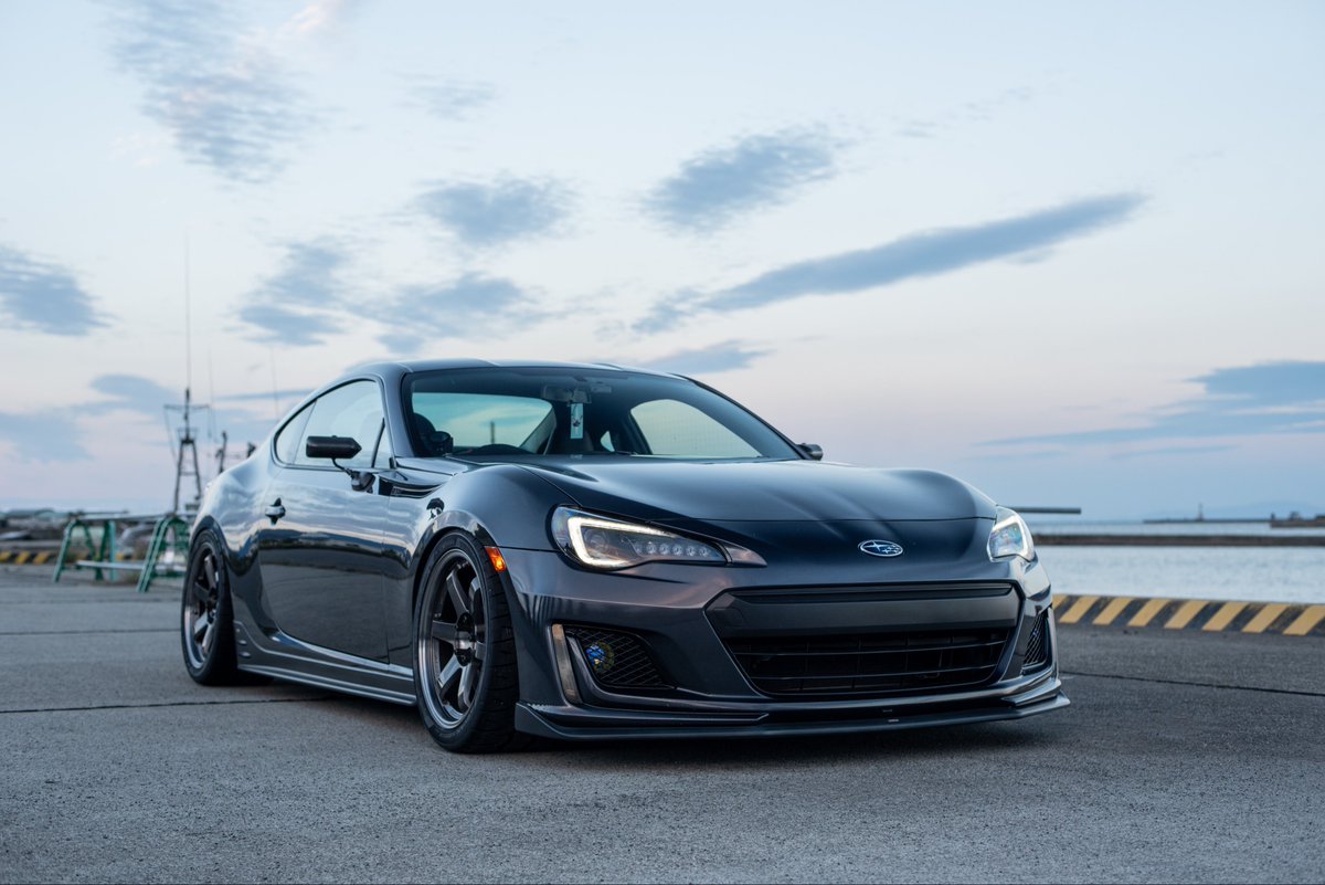 Axel_ZC6's tweet photo. 𝙉𝙀𝙒 𝙎𝙏𝙔𝙇𝙀

･IKEYA FORMULA アッパーアーム
･VOLK RACING TE37SL 10J+40 5×114.3
･ADVAN NEOVA AD09 295/30/18

TE37に返り咲きました
鍛造は資産 https://t.co/PkleLpI7s1
