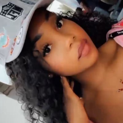 NurudeenKola02's tweet photo. 🚨 ATTENTION TO SEYI VIBEZ MANAGEMENT / VIBEZ INC 

We wish to bring to your notice a defamatory publication on X (Twitter) by a user @alittleangel011 (Jessica).

At about 1 hour ago, the said user posted a false claim that your artist, Seyi Vibez, was "arrested and beaten for having sex with a 13 year old child" alongside an unrelated video that does not partake to the accusations 

This publication is:
1. Completely false and fabricated.
2. A criminal defamation aimed at spoiling the artist's image and career.
3. Cyberbullying / Cyberstalking under Section 24 of the Cybercrimes Act 2015 as amended.

We have screenshots and links as evidence.

We kindly request that your legal team:
- Report the account for defamation and false information on X
- Issue a cease and desist / public disclaimer
- Take necessary legal action to prevent further spread

We Seyi Vibez fans stand against this kind of fake news and character assassination.

Tag: @seyi_vibez @Larrylanes_
