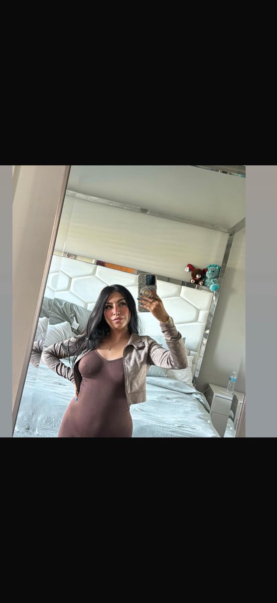 Floridacuck932's tweet photo. Who can do a BBC ai edit of my hot Latina gf? #babecock #chudai #aiedit #aitribute #BBC #cuck https://t.co/eckrBhL3fo