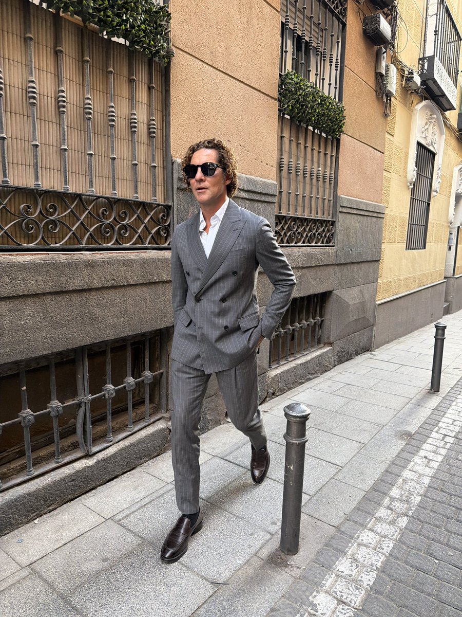 davidbisbal's tweet photo. Por fin está aquí eternos https://t.co/KER1TkrJZW https://t.co/yWeCi8VhEF