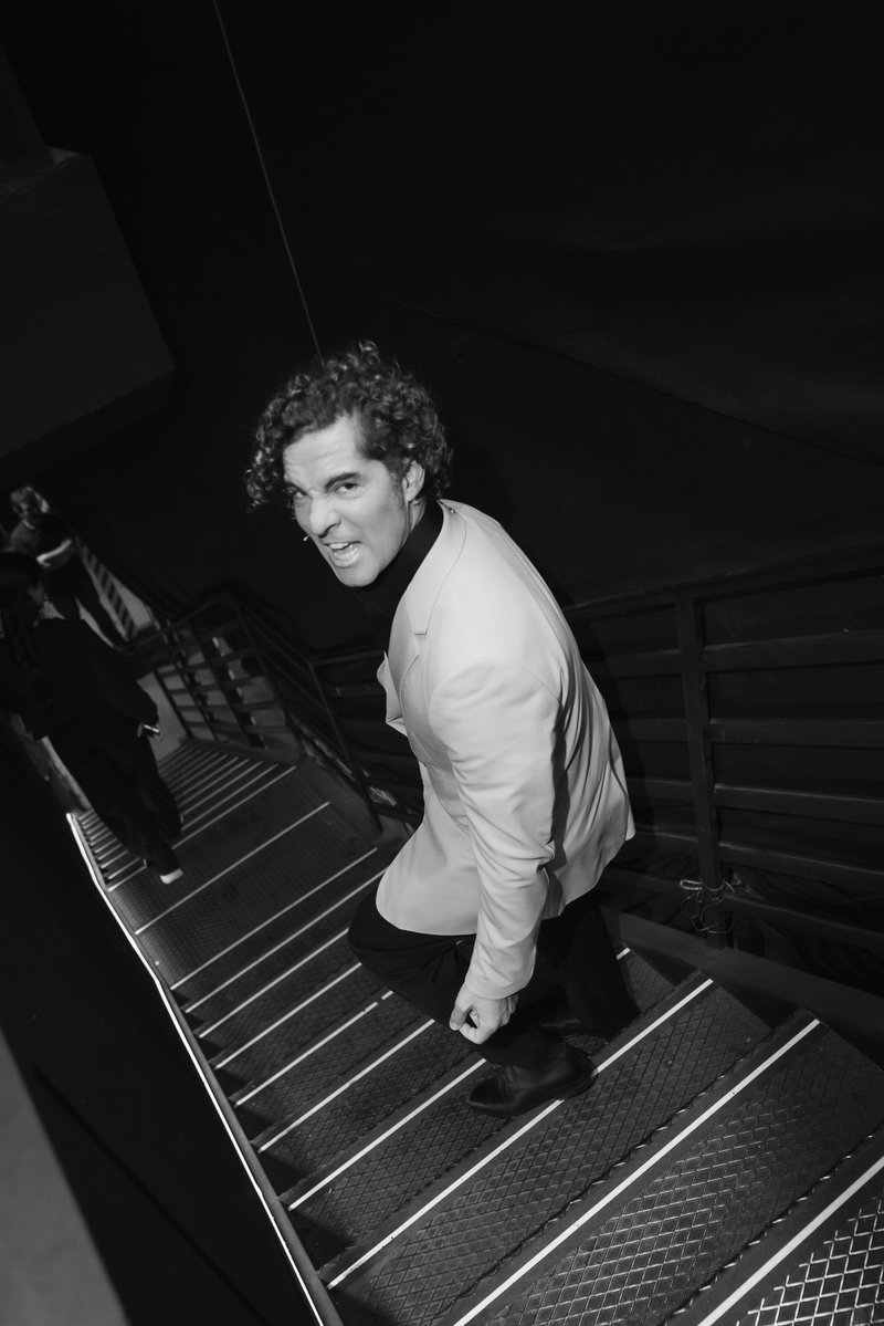 davidbisbal's tweet photo. Por fin está aquí eternos https://t.co/KER1TkrJZW https://t.co/yWeCi8VhEF