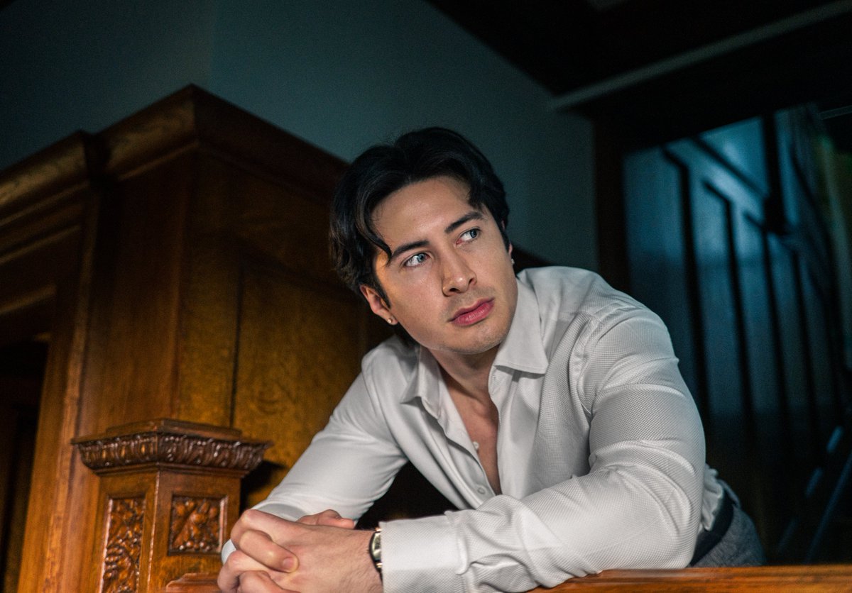 hudsonwproject's tweet photo. Spooky season is calling!  
@outmagazine includes #YAGA, starring Hudson Williams as missing heir Henry Park, in its list of 11 must-see LGBTQ+ movies and TV shows coming this October!
The mystery premieres October 23.

📰 Read More: https://t.co/jEw3ornuhE https://t.co/9yKORQTFs6