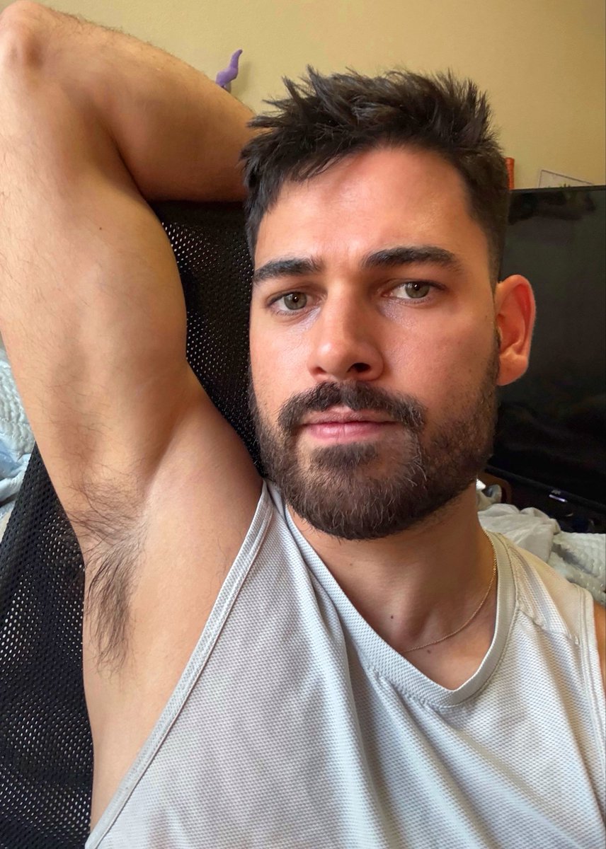 quinoswitch's tweet photo. Hace calor esta mañana 😅❤️‍🔥 https://t.co/rdiD6nKyBG