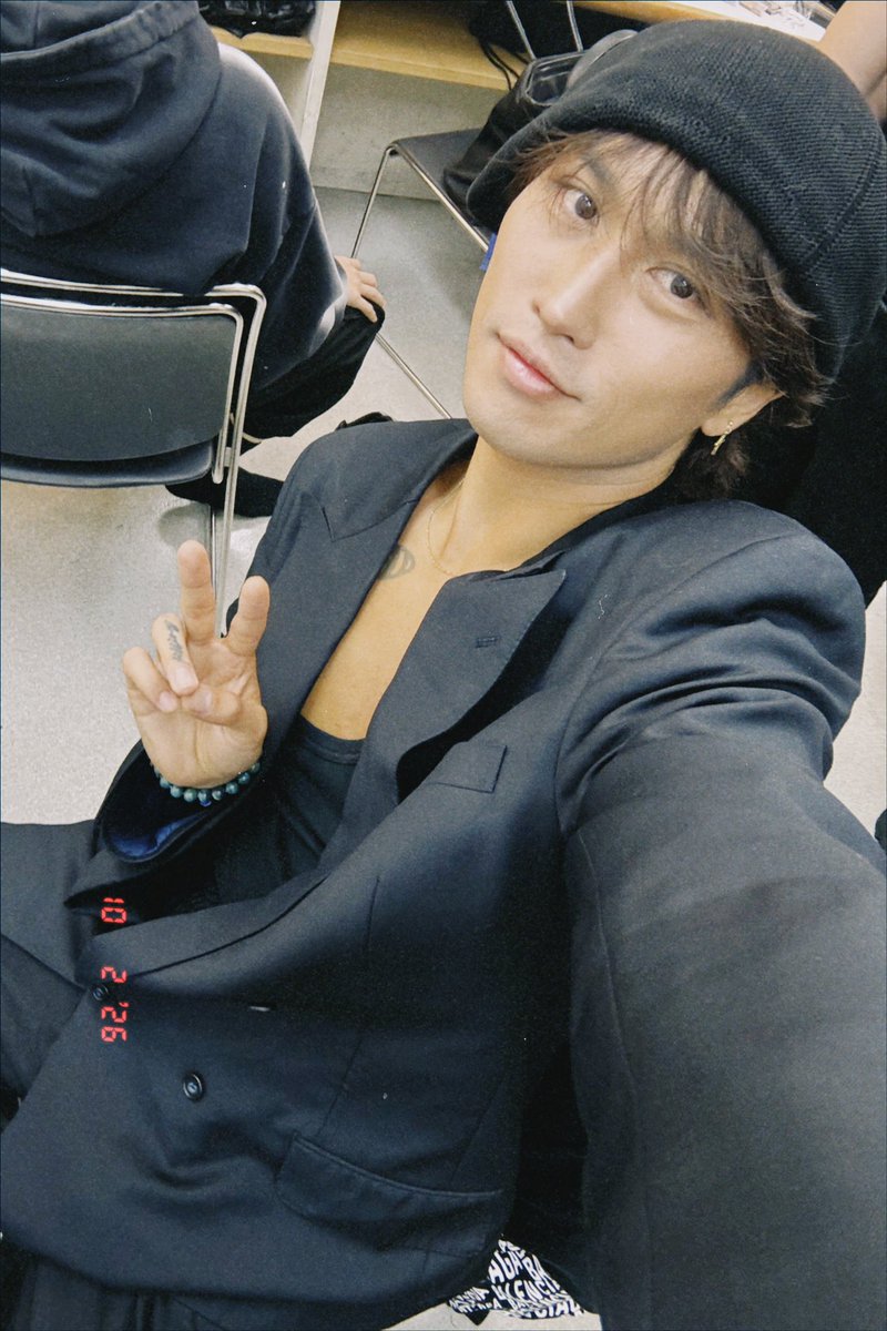 kta_ohl's tweet photo. 革命前夜🥂 https://t.co/RDMhKlsRpS