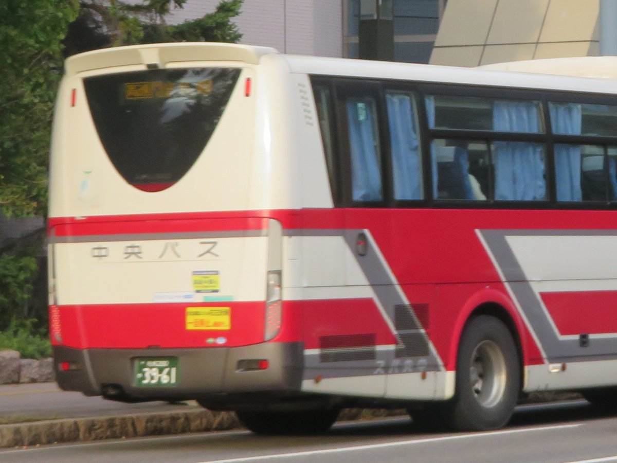 s200ka5367's tweet photo. 2026.9.30運行分
#高速おたる号運用
札幌駅前
13:20発：札幌200か3205
13:35発（#高速ニセコ号運用）：札幌200か4935
15:50発：札幌200か3254

小樽駅前15:10発：札幌200か3961

#北海道中央バス高速運用 https://t.co/2eCuRnZaIf