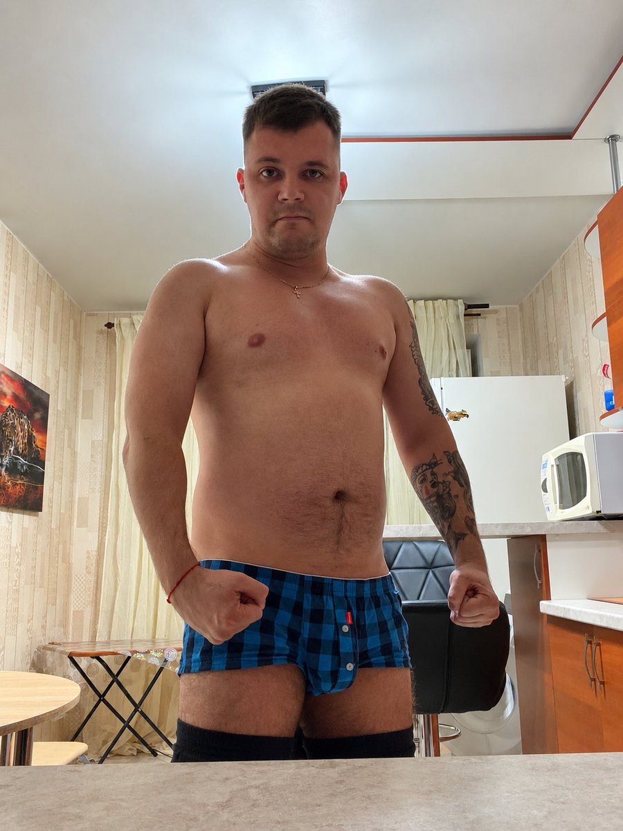 hot_bear_rus's tweet photo. 🐻 Came to the kitchen to cook for my bear, but all I can think about is getting fucked on this table 😈

#GayBears #RussianBears #GayMen #Bears #GayCouple #M4M #gaysex #daddybear #gayblowjob #oralsex #analsex #masturbate #gays https://t.co/Cm7KusjDpR