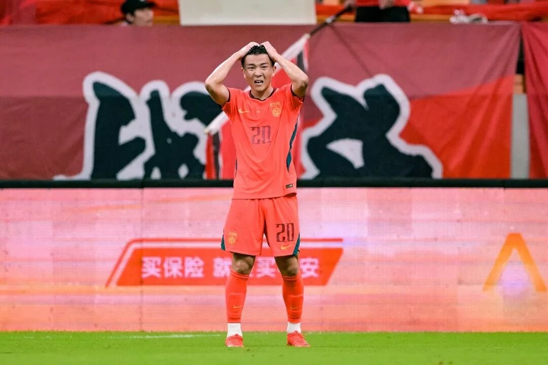 shanghaidaily's tweet photo. China's men's soccer team fell 5-0 to Palestine in a home friendly in Chongqing. The hosts conceded three goals before halftime and have now let in eight across two consecutive defeats. https://t.co/XYqkVYtfjx