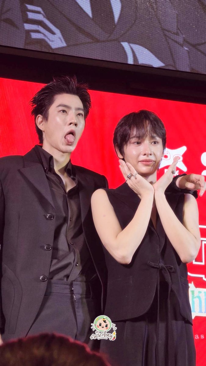 O_G_1991's tweet photo. 🎀🎀🎀 รักกันตลอดไปนะ 🎀🎀🎀

#ออฟกัน #OffGun https://t.co/XHXQNshNDH