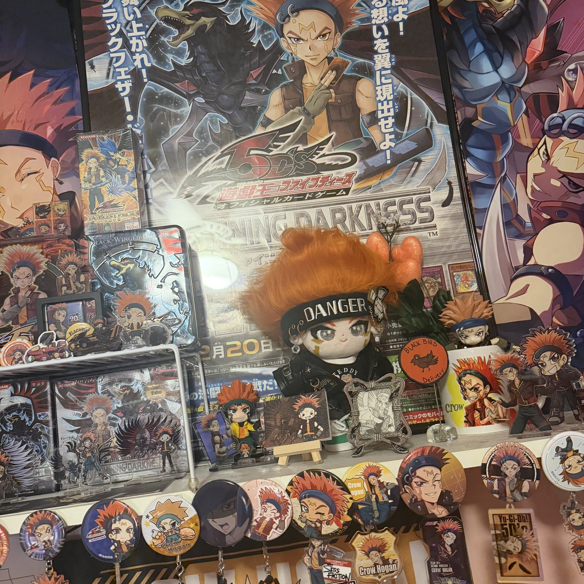 YAMI_SISI's tweet photo. I understand yugioh is a card game but i wish ppl appreciated it more as an anime, too. The merch is so amazing &amp; it feels so good to support the franchise by buying things with ur fav characters’ face 🥰🧡 (Redecorating process!) https://t.co/LgoCI0EhZd