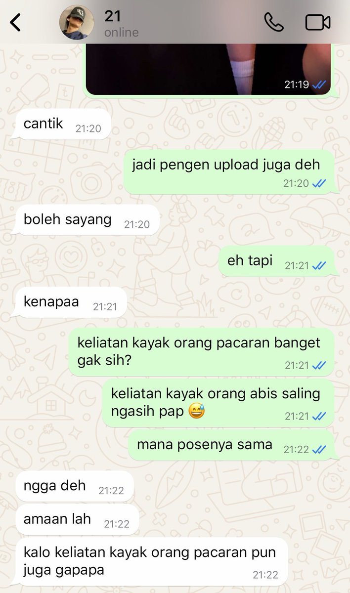 ohyul562k's tweet photo. isi room chat mereka sebelum upload foto 🤓 https://t.co/0yliX6016r