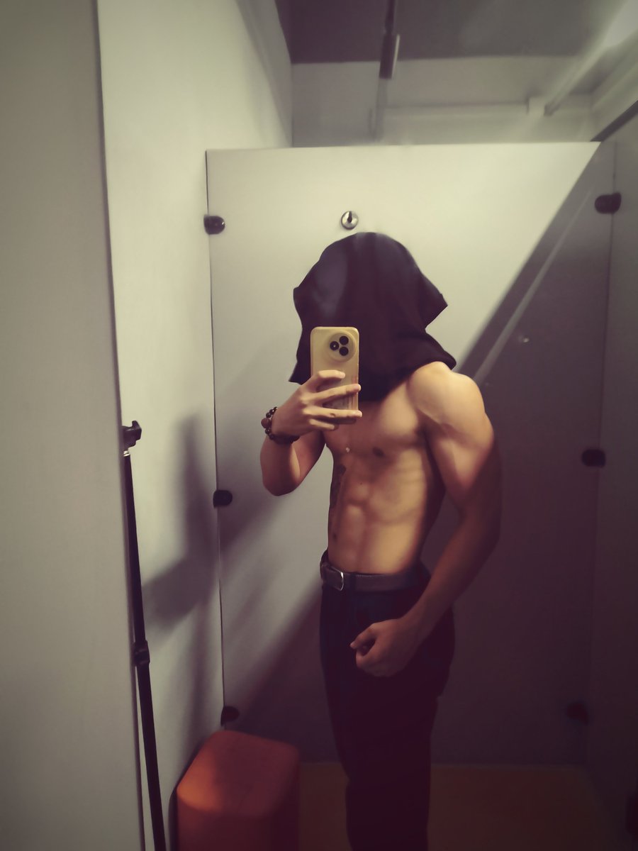 fgf8hc's tweet photo. 真心找固/男大/20/175/65kg/长沙湘潭
有健身/真心的来 https://t.co/BAR3MpXEtw