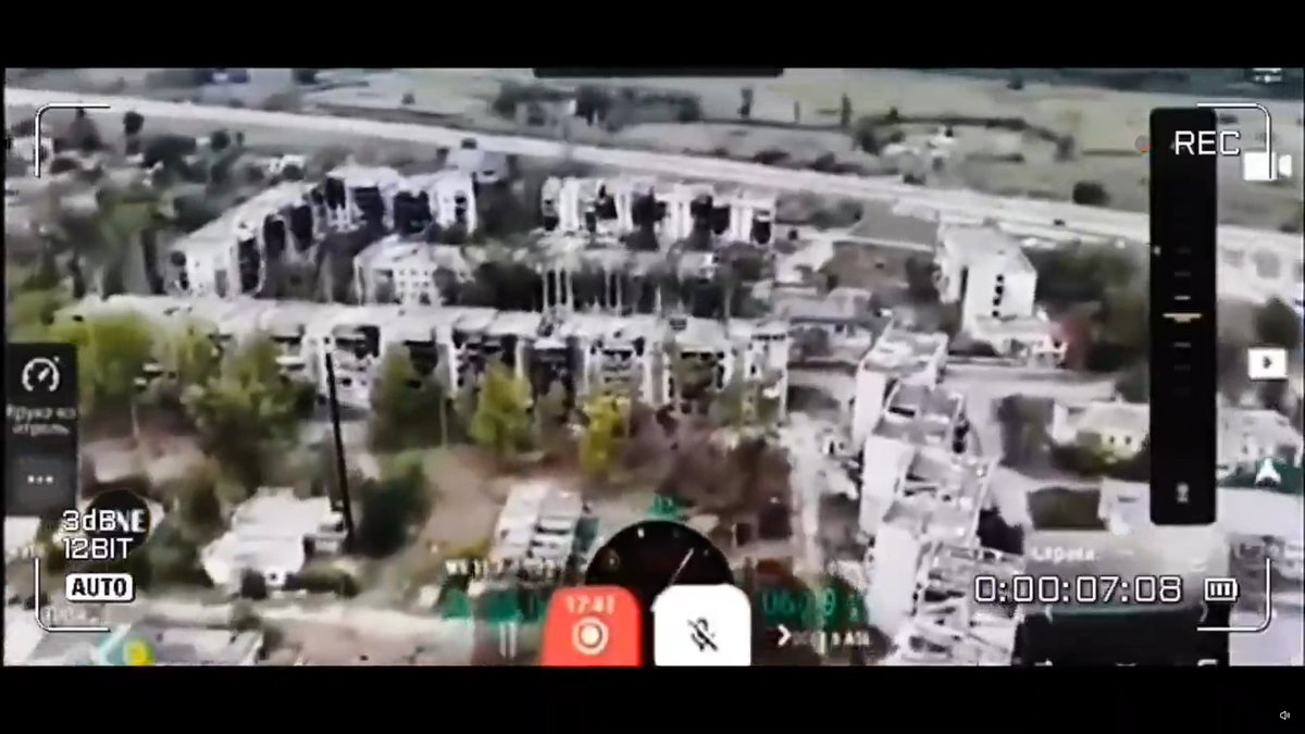 Life_Disrupted's tweet photo. Russia is trying to kill as many civilians as possible in Kyiv and occupied Oleshky as well as other Ukrainian cities and villages, but its troops retreated in Lyman after officers left them to starve. This week's Russia Report is free- but subscribe!
https://t.co/Lbr7KDOCfB https://t.co/veSFbTeM2j