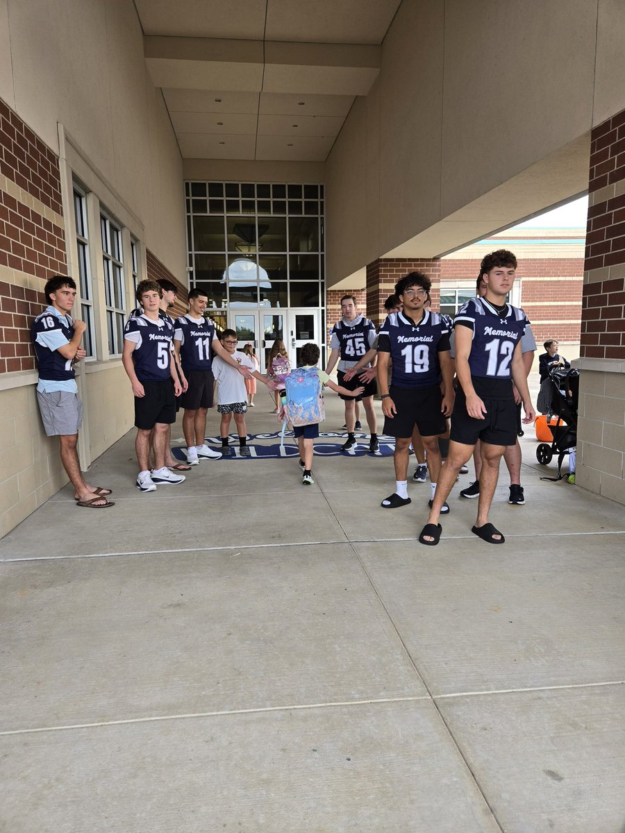 Football_TMHS's tweet photo. It’s a GREAT day to be a Wildcat! #BECATS https://t.co/j78ag6pzNq