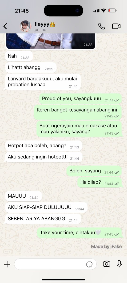 _fortune_me's tweet photo. Ale-Ile What if mereka udah dating (BENERAN) 

ps: mentioning kith kith

Hyuckren one tweet AU from "Hoi bapak kos, boleh naksir gak?" https://t.co/23QdXECVxu