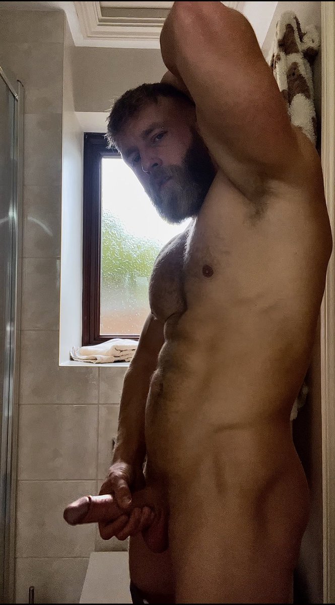 MasterMasterAM's tweet photo. New #Alpha of the pack get in Dads pits after a day on site 🐽🐽

😈

#scallymaster #scallydom #chav #sneakermaster #badmastersboys #cashmaster #cashslave #moneyslave #footslave #humanatm #findom #paypig #findomgod #rtverification #findomkings https://t.co/mSd2L1tFxZ