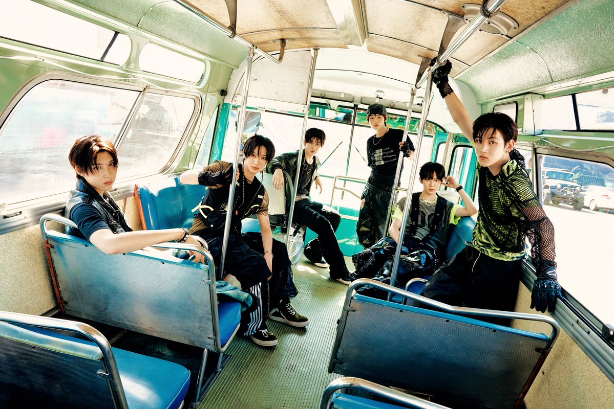 kickflip_jype's tweet photo. Kick Off The Wall MV Photo💚🚌 #3

KickFlip The 5th Mini Album "KICK OFF THE WALL Pt. 1"
2026.10.06 6PM (KST) Release!

Pre-save &amp; Pre-add : https://t.co/I7T5LNBRJF

#KickFlip #킥플립
#KICKOFFTHEWALL_Pt1 
#KickOffTheWall https://t.co/PpmuAWPsYa