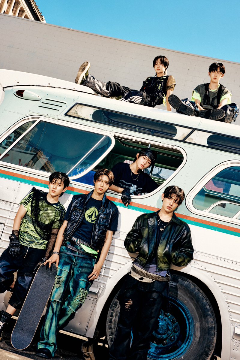 kickflip_jype's tweet photo. Kick Off The Wall MV Photo💚🚌 #3

KickFlip The 5th Mini Album "KICK OFF THE WALL Pt. 1"
2026.10.06 6PM (KST) Release!

Pre-save &amp; Pre-add : https://t.co/I7T5LNBRJF

#KickFlip #킥플립
#KICKOFFTHEWALL_Pt1 
#KickOffTheWall https://t.co/PpmuAWPsYa