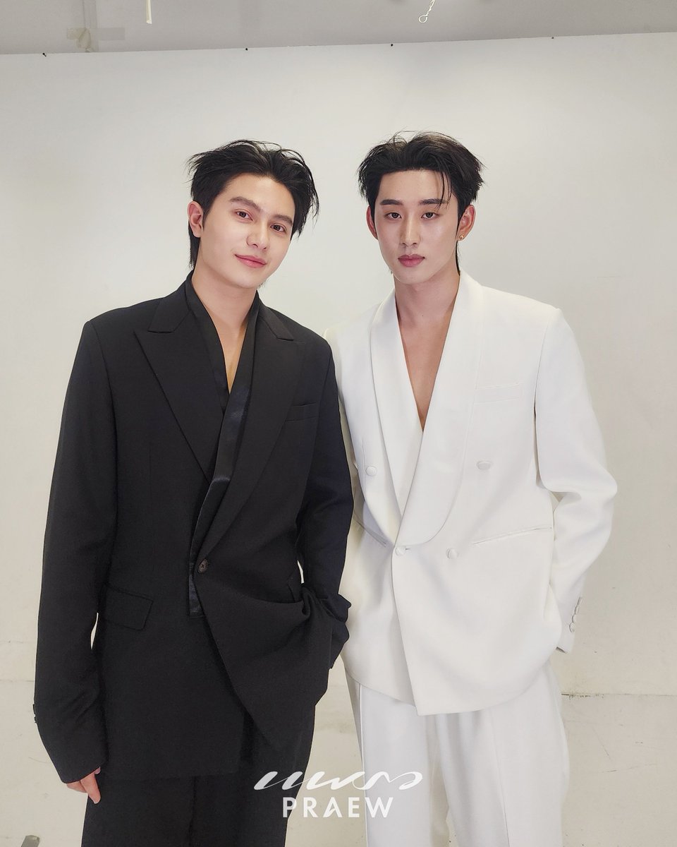 Praewdaily's tweet photo. โมเมนต์น่ารักๆ ของ  “วิลเลี่ยม-เอส” ใน #PraewLiveXWilliamEstConcert

🔗 https://t.co/jOpXOLJ6Cu

#WilliamEstConcert #WilliamEst #PraewLive #Praewmag https://t.co/XQU1NNrmLs