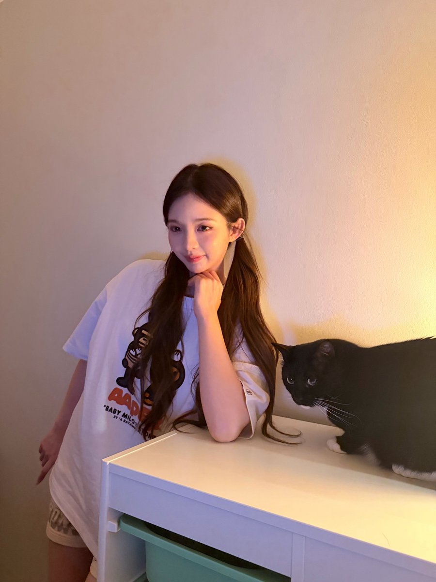 forxyyz's tweet photo. 260912 weibo update | ©许杨玉琢

🔗: https://t.co/HMV2vYj6nC

#许杨玉琢 #ELIWA #XYYZ #7SENSES

[1/2] https://t.co/Ibnnsu00VG