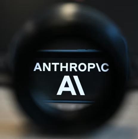 CoinGapeMedia's tweet photo. 🚨 #Anthropic Flags Government Risk
@AnthropicAI warned potential #IPO investors that U.S. government actions could affect customers, #partners and revenue, despite government contracts contributing less than 1% of #annual revenue.
🔗 Know more in comments
