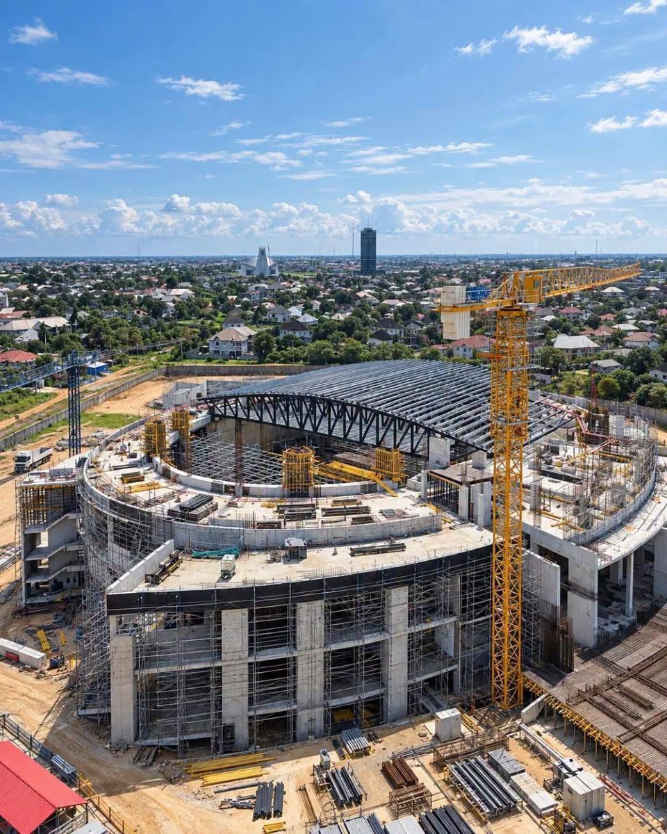 cavilT's tweet photo. Uyo is taking shape as a major destination for conferences, tourism and entertainment.

Construction is advancing on the 5,000-capacity Ibom International Convention Centre, with 8 meeting rooms, a 200-room hotel, ARISE Shopping City and other leisure facilities within the emerging district.

What kind of major event would you like to see hosted here when completed?