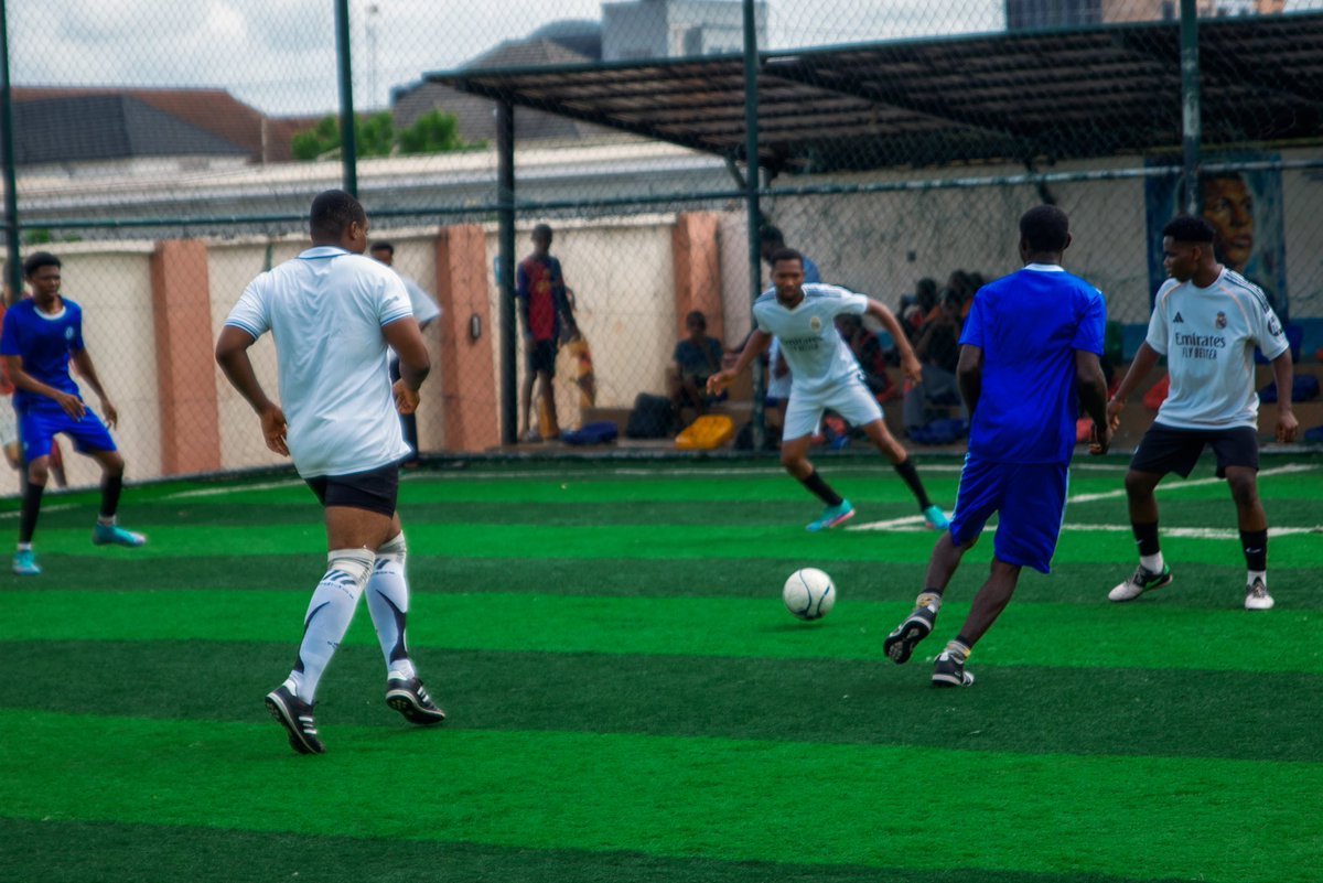 MOGFC_'s tweet photo. Where are my football lovers, Let’s connect. Hit follow button and I will follow. 

The talent our players bring to the field is top-notch. 

#footballlovers #talent #asabafootball #mogfc #nigerianfootball #fieldmagic https://t.co/DgCfGOtvjF