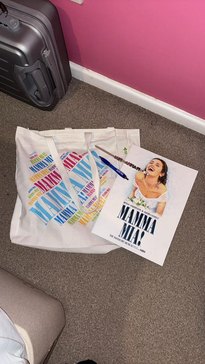 Lucy_Moon_292's tweet photo. What a brilliant time seeing @MammaMiaMusical again yesterday, but this time at @RoyalNottingham featuring @SarahLEarnshaw and @larsen_arvid, casted by @GrindrodBurton! ๐โค๏ธ๐ญ
#dancingqueen #SOS #hereigoagain #muscialtheatre #autisticactresslife https://t.co/a3nEkkAdrx