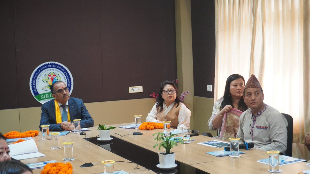 MOFPI_GOI's tweet photo. Shri Avinash Joshi, Secretary, #MoFPI inaugurated the Common Incubation Centre under #PMFMEScheme at SIRD Karfecta, Sikkim, in the presence of Secretary, DoFPI Smt. Jyotsna M. Karthak, Chairperson Smt. Kala Pradhan, Advisor, DoFPI Shri C. L. Gurung, and OSD Shri Arjun Sedai. https://t.co/KWLiZ2eJoj