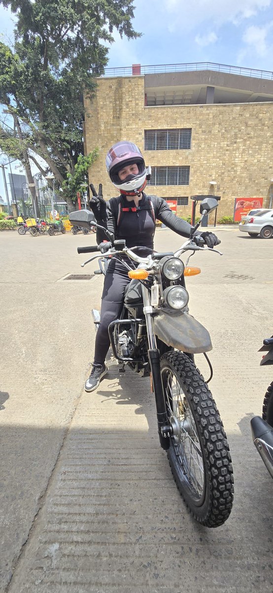 Hell_Charm's tweet photo. Day 2 in Kenya - exploring Nairobi city center and getting to know the Kibo 250 that will be my partner for the whole trip.
The traffic here is crazy, it's like you are trying to ride a bike trough an ant's nest https://t.co/kAaQTGBQCP