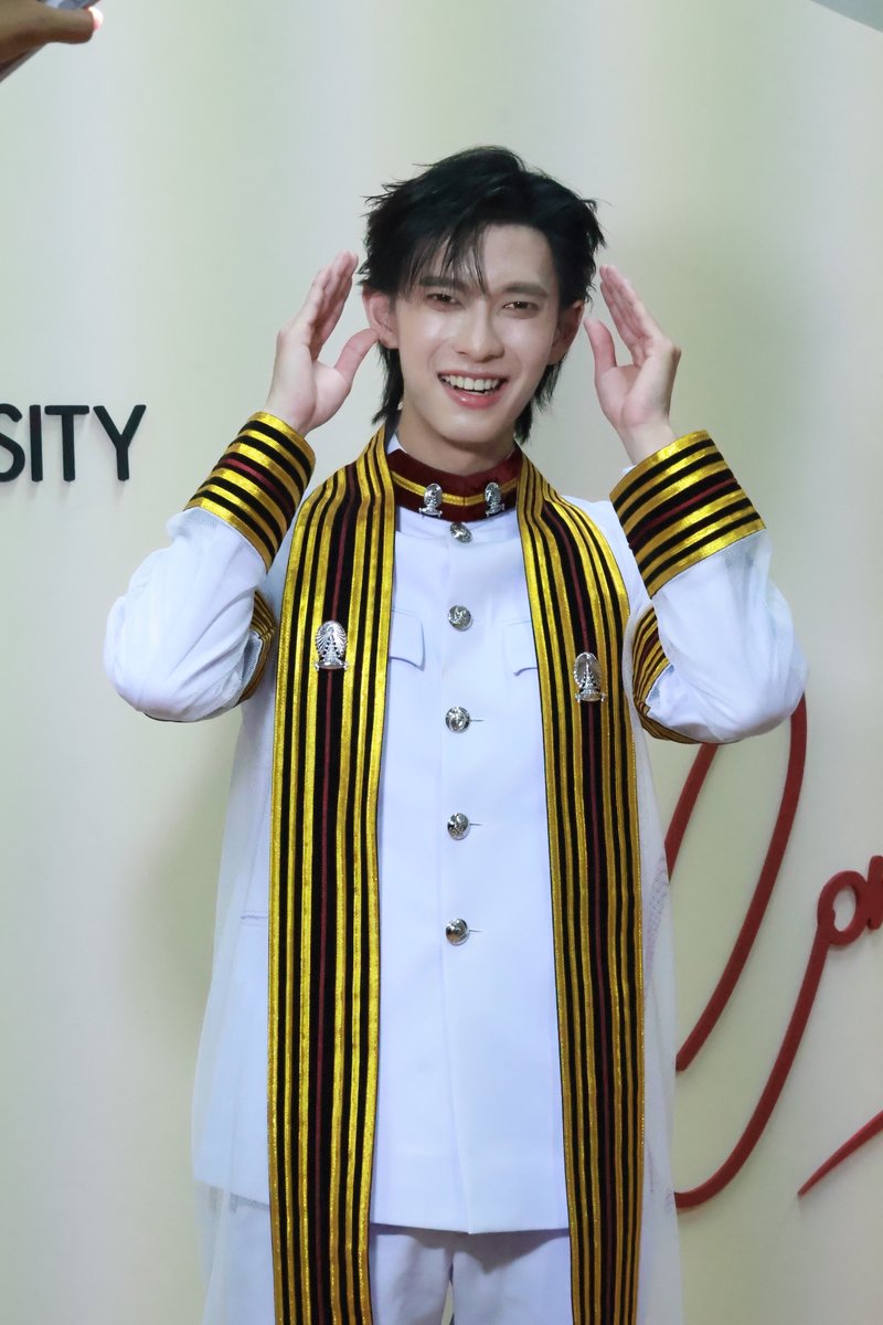 prjipata's tweet photo. ยินดีกับบัณฑิตใหม่ “พูห์ กฤติน” วิศวกรรมศาสตร์บัณฑิต สาขาวิชาวิศวกรรมหุ่นยนต์และปัญญาประดิษฐ์ (Robotics &amp; AI) หลักสูตรนานาชาติ จุฬาลงกรณ์มหาวิทยาลัย ด้วยนะค้าบบบ

POOH GRADUATION CELEBRATION

#PoohGraduationDay 
#PoohPavel #พูห์พาเวล 
#ppoohkt #pavelphoom https://t.co/KFzwys25tU