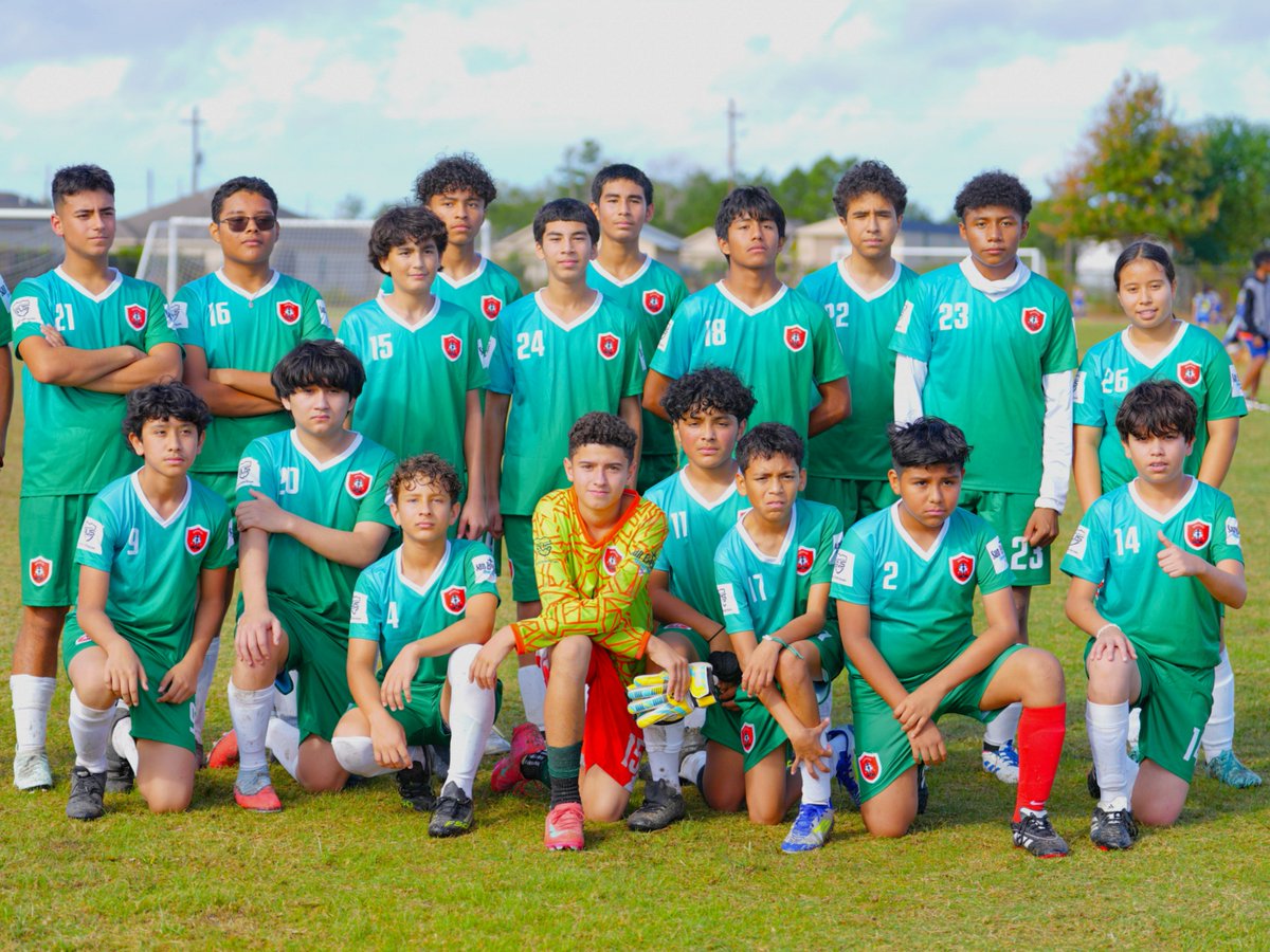 ColonyRidgeTX's tweet photo. ⚽🔥 Soccer is a huge part of our community

🏟️ Spaces where the game never stops
👨‍👩‍👧‍👦 Families spending time together
🤝 Friends becoming teammates

Because living here means staying active and connected 💥

#SantaFeNorthHouston #ColonyRidge #HoustonTX #SoccerLife #YouthSports #ColonyRidgeCommunities #soccer #soccerfields #soccerlove