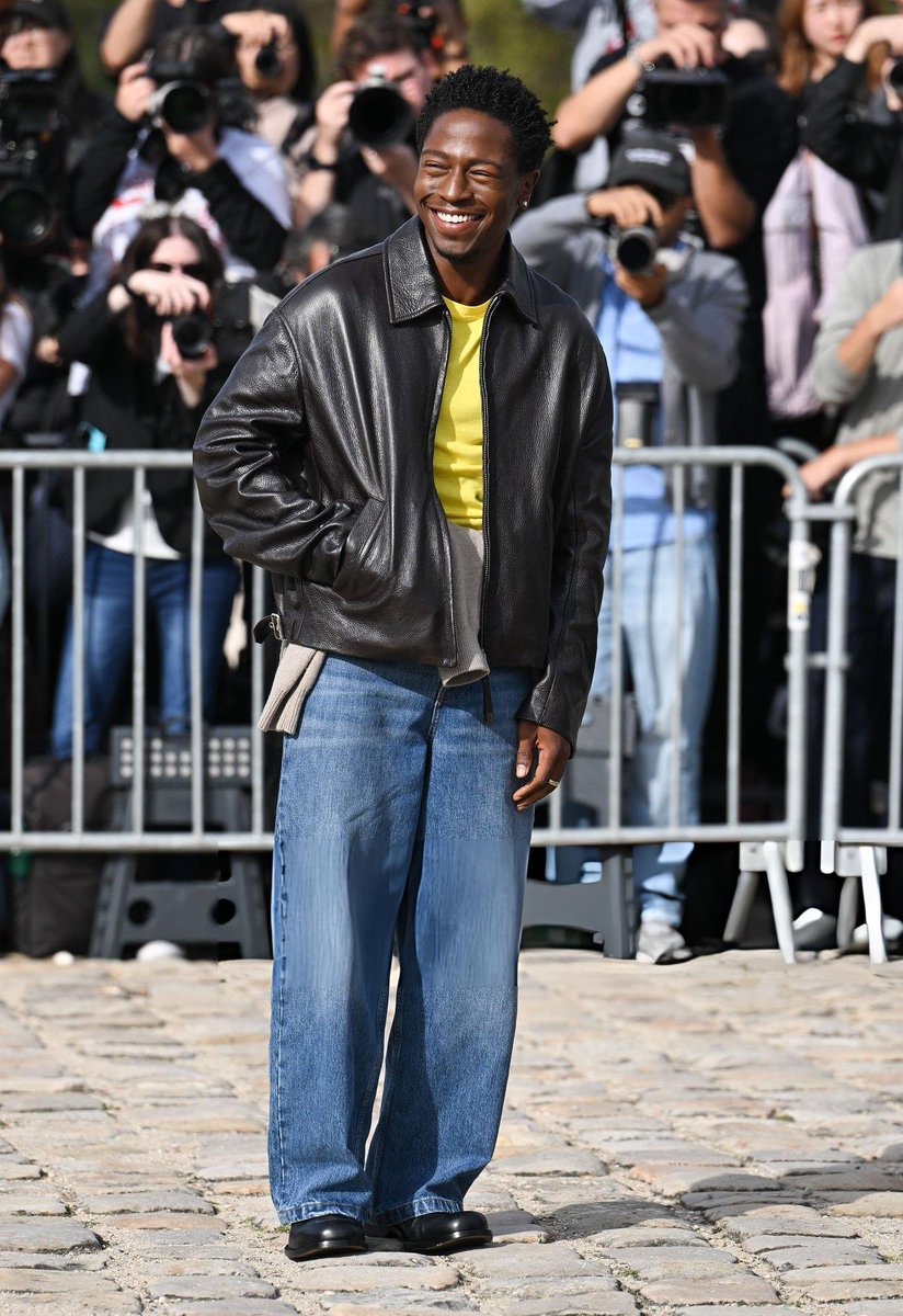 jonssonupdates's tweet photo. David Jonsson attends LOEWE SS27 for Paris Fashion Week! https://t.co/LSG3FTIhA1