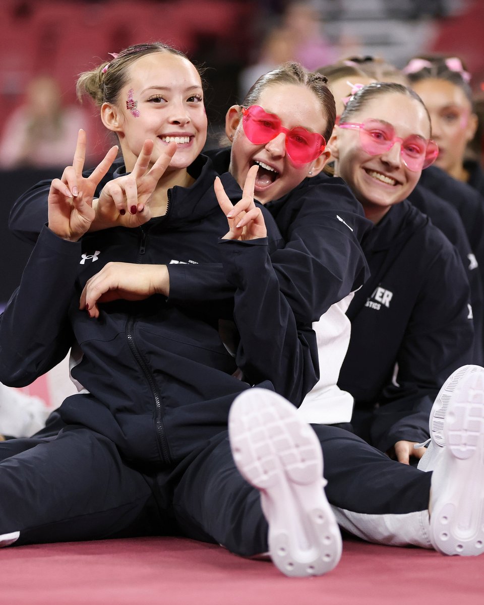 DU_Gymnastics's tweet photo. All smiles on World Smile Day! #GoPios 

📸 @ClarksonCreativ https://t.co/f04qBaLO5Y