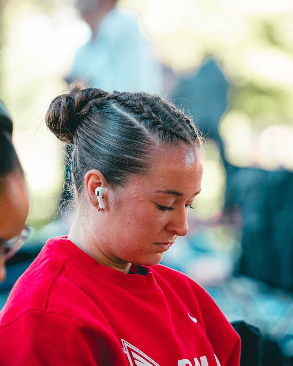 BallStateTFXC's tweet photo. A different level of LOCKED IN.

#WeFly x #ChirpChirp https://t.co/X3gx29IqKB