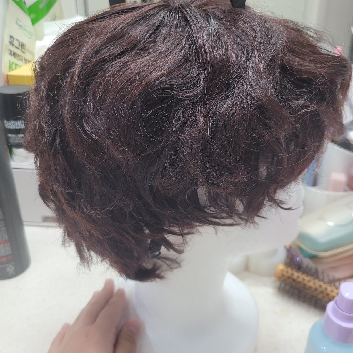 68hheu's tweet photo. 휴알 가발의 주인은 린이가 되었습니다 https://t.co/9AbaVskDnJ