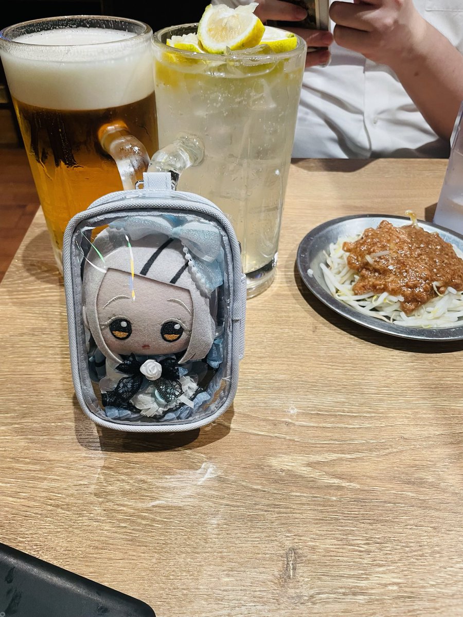 gundam159's tweet photo. 久しぶりに会った友達とお酒飲みながらお互い愚痴ってた🥲🥲T_T https://t.co/1ZzCuIdeuL