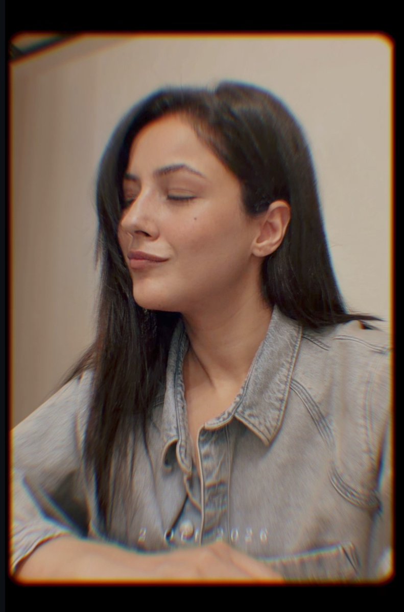 Sweetsp56007842's tweet photo. Shehnaaz new IG story ! 
Gorgeous 😍 
#ShehnaazGill https://t.co/k1TocrsQQk