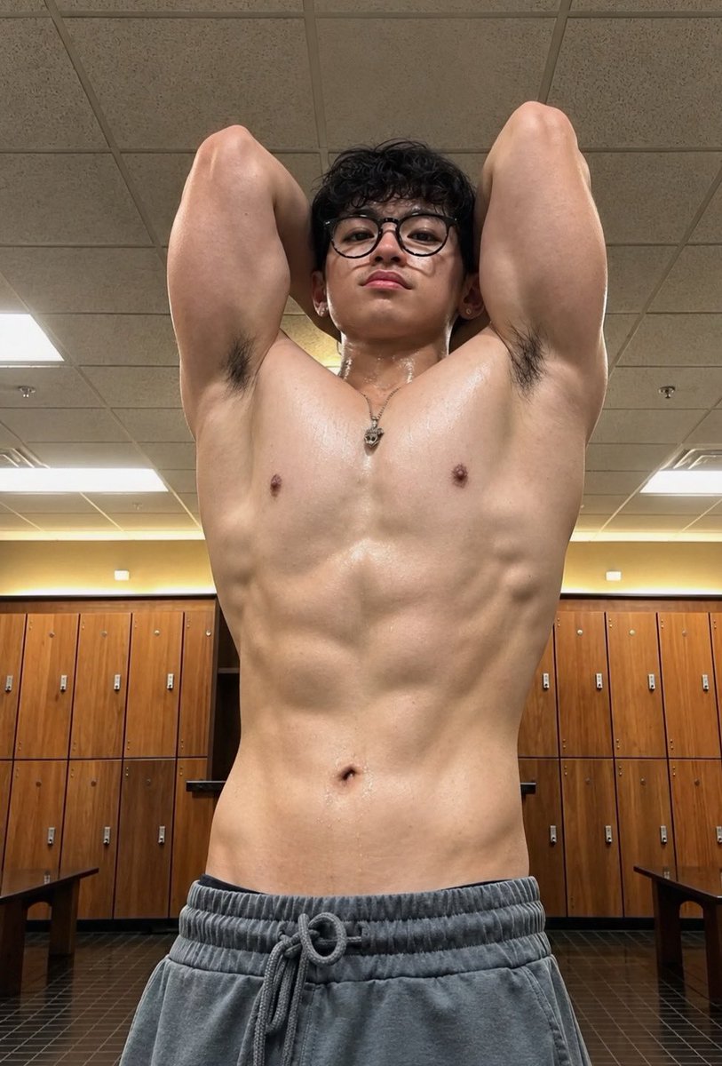 hype_boyss's tweet photo. Kenapa ya sehabis gym trus pas ke sauna rasanya pengen bgt begituan di sauna https://t.co/XML3D6lzaG