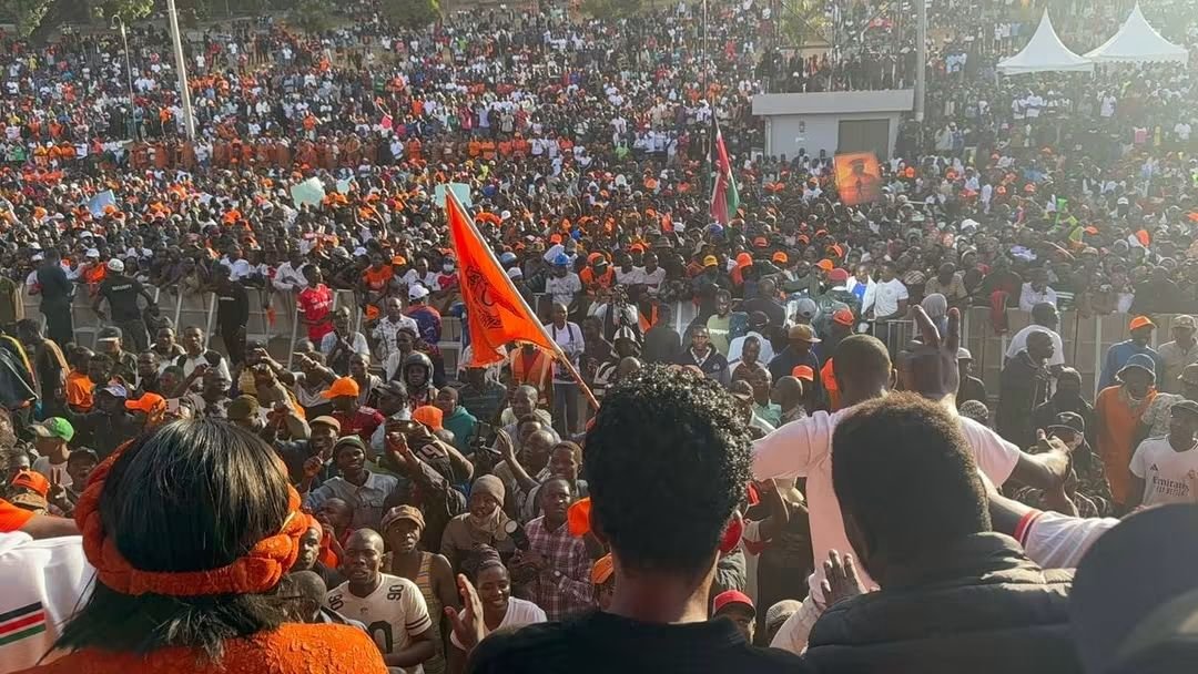 OtengaSiauu's tweet photo. Uhuru park is full ahead of Raila Odinga's first year anniversary📸 https://t.co/MtbQCrUcbb