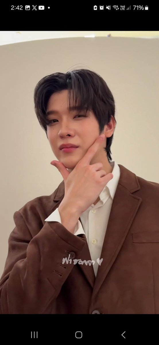 DailyJimmyjiMoi's tweet photo. Cute (⁠>⁠ ⁠ਊ⁠ ⁠<⁠)

— #จมอ่านว่าจอมอ #jimmy_jimmoi @jimmy_jimmoi 🐶🤍 https://t.co/9vXoddFWQR