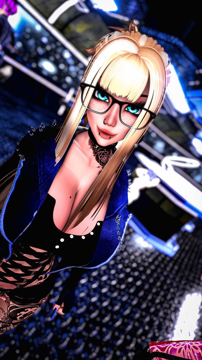 kevkushhh's tweet photo. hey its friday~ 🖤 💙 https://t.co/icoiuVIlmv