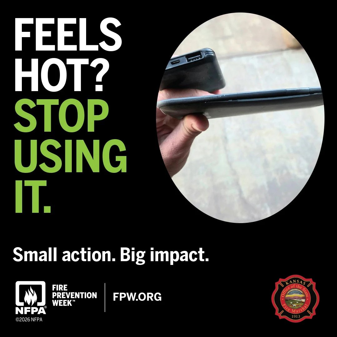 ksfiremarshal's tweet photo. Stop using your device right away if the battery smells strange, is warm to the touch, makes popping noises, changes in shape or color, or if you see smoke. If it is safe, move the device away from anything that can catch fire. A damaged battery can overheat and start a fire. https://t.co/LGXEZneFb3