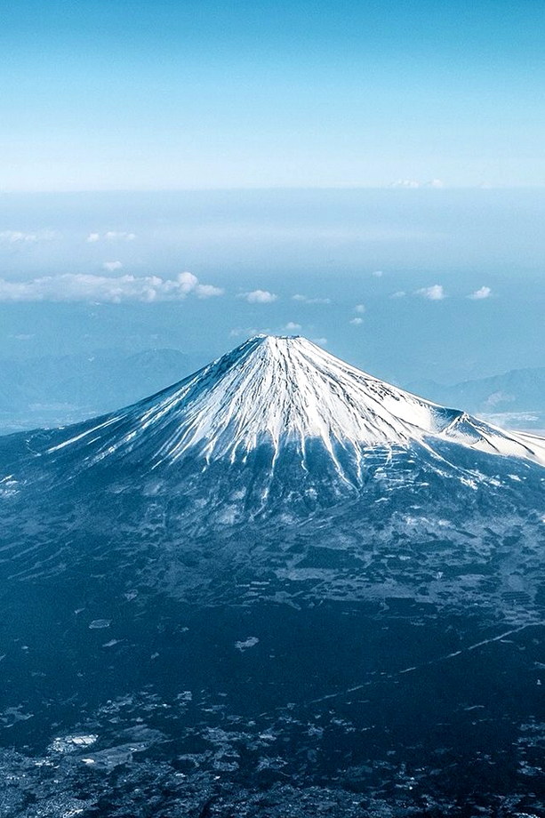 jhunmaaark's tweet photo. あまりにも今日はバタバタで始動からおかしかったんだけど午後になって白衣にチョコレート付いてるの指摘されてせんせもう泣きそうだったよ……一旦明日耐えれば私もすいぱらだよ……ね……ね……🫩🫩🫩配信も我慢してとりあえずやるぞ https://t.co/dUdHdLPwDV