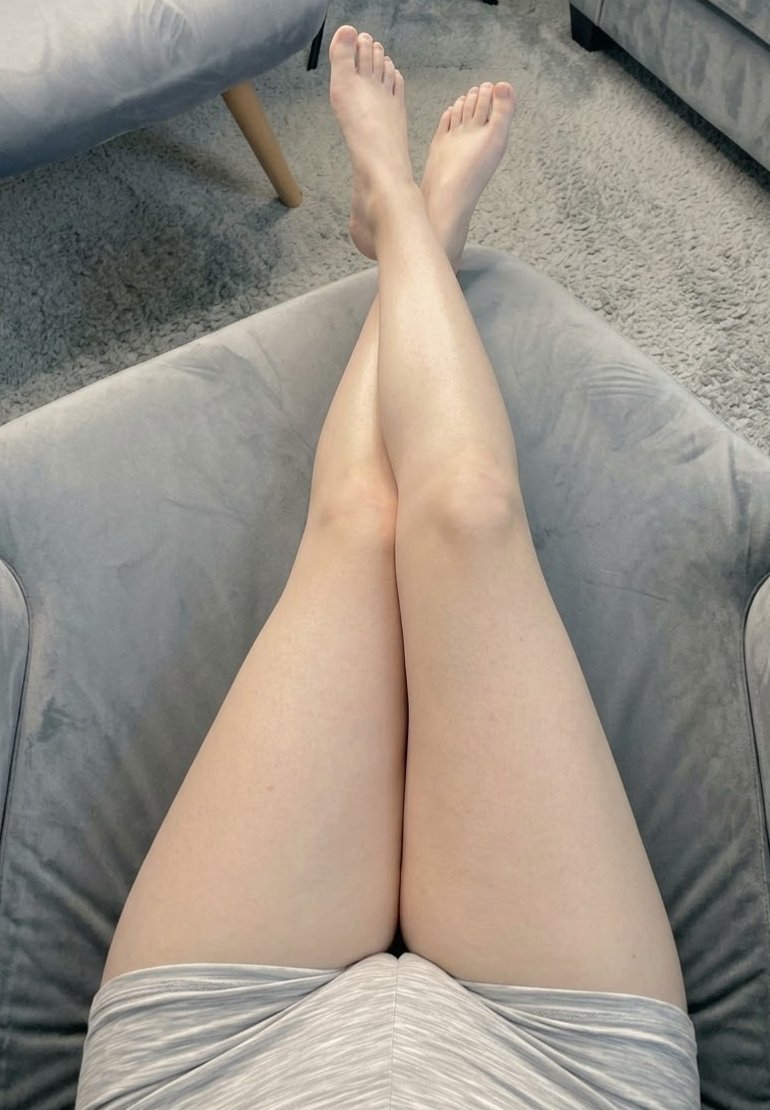 jerrsu20101219's tweet photo. 该减肥了
#女高 #舞蹈生 #wmaf #asiangirl #chinesegirl  #ドM #m女 https://t.co/lOs6zMN1JK