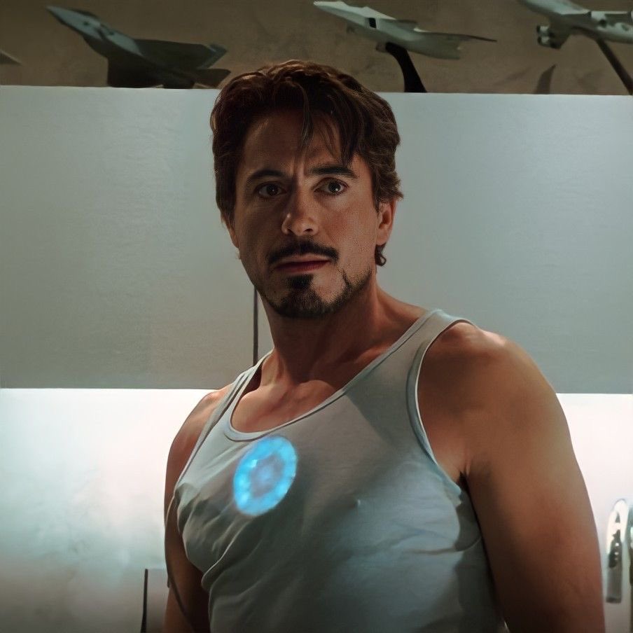 pomnicidal's tweet photo. missing tony iron man 1 hours T__T♡ https://t.co/VjEqXaexlq