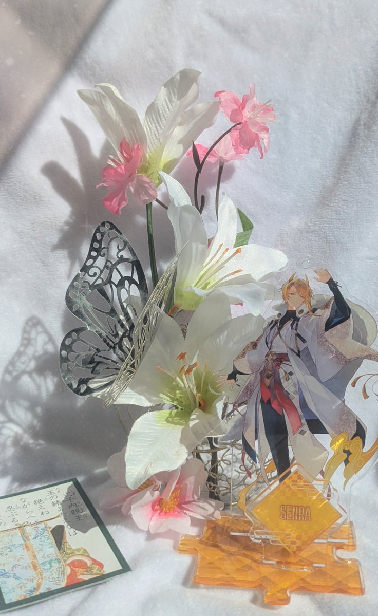 snzume_sr's tweet photo. 君が為 灯すだけ
                             焦がれるほどの恋情

#センラ誕生祭2026 https://t.co/8xXh7rTjed