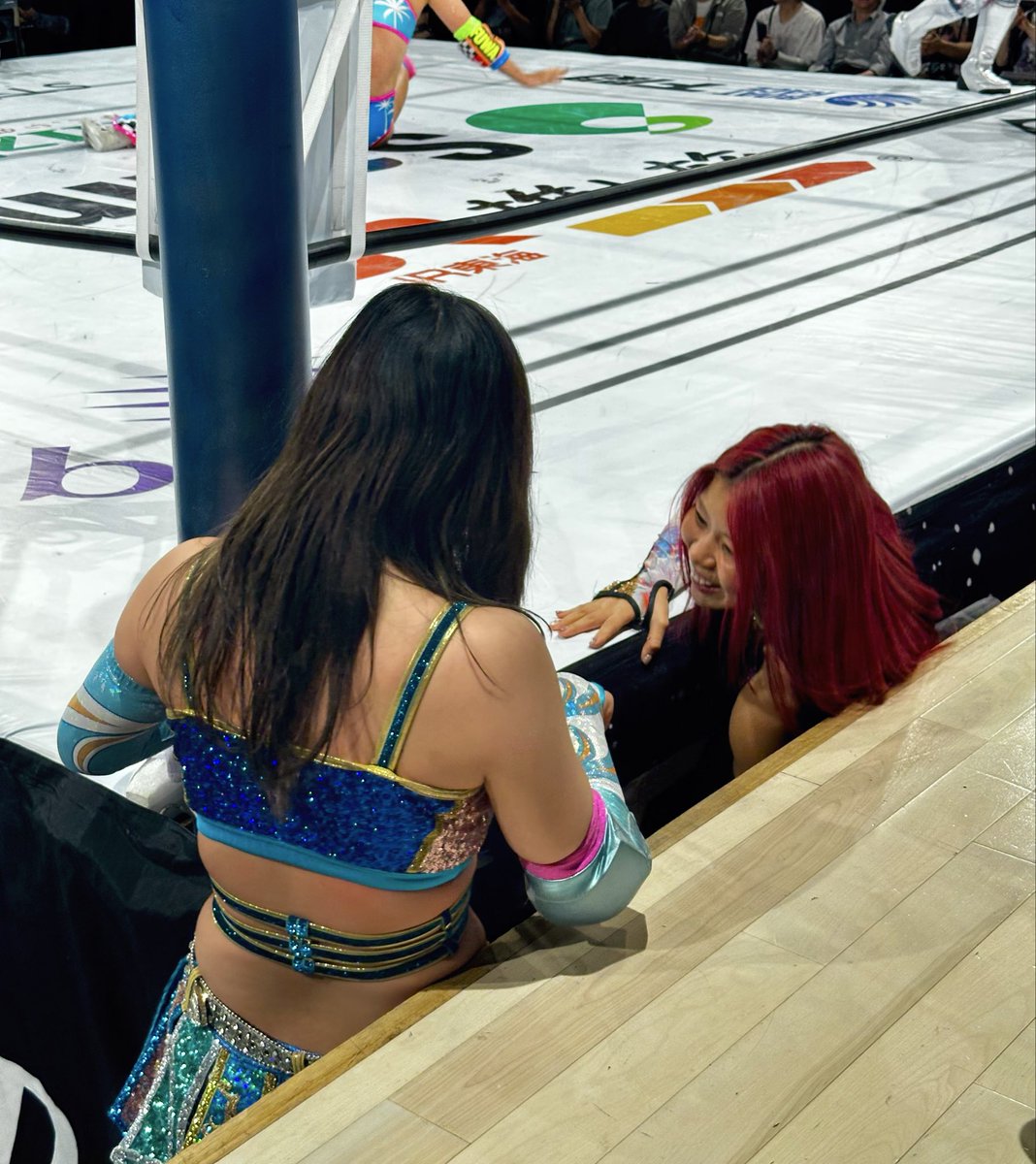 hunterdecade's tweet photo. 葉月、消える。

#葉月　#天咲光由
#STARDOM https://t.co/VeX5KRNlC1