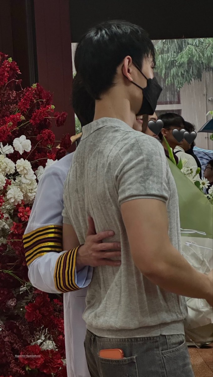 Z1nm1yIziGfsnwh's tweet photo. ถ้าถามว่าตี๋รักพี่เพวมากขนาดไหน หมาเด็กแสดงออกชัดเจนมาก https://t.co/kYgag35BaX