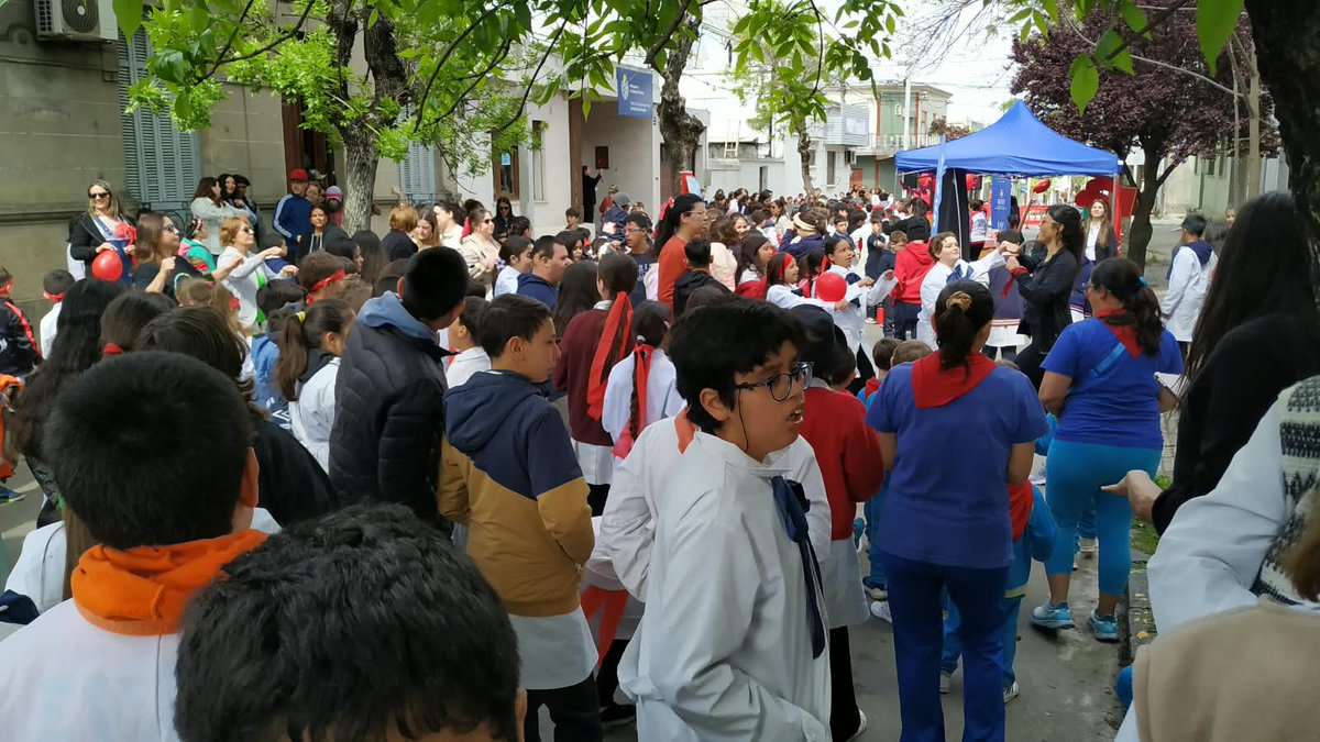 exitorama's tweet photo. Florida cerró la Semana del Corazón con una jornada de actividad física
https://t.co/WNSCXw79cr https://t.co/3Qw0VwKWg8