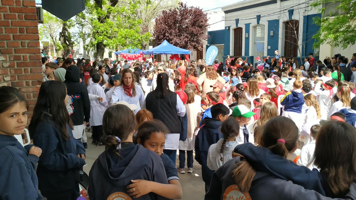 exitorama's tweet photo. Florida cerró la Semana del Corazón con una jornada de actividad física
https://t.co/WNSCXw79cr https://t.co/3Qw0VwKWg8